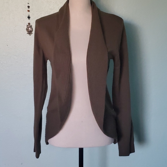 red paint Sweaters - 3 for $10 🌼Cute Brown Cardigan